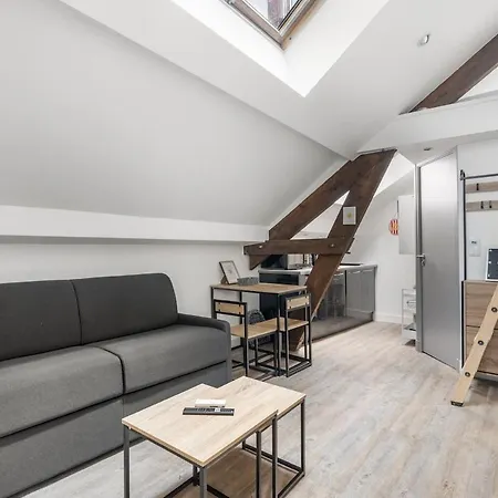 Moderne - Eiffel Tower Appartement *